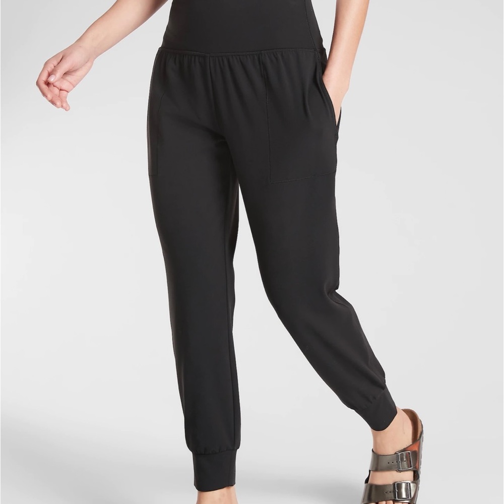 Athleta Salutation Joggers